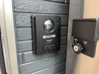 【内装】 | 仮称）天童市東久野本２丁目新築アパート | カメラ付きインターフォン（イメージ）