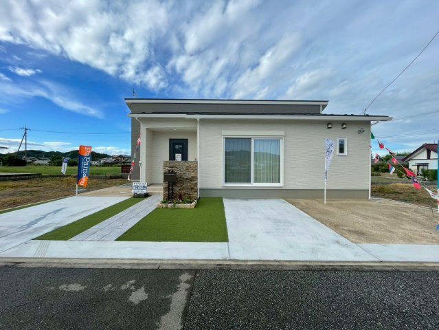 【駐車場】 | 高崎市吉井町本郷　平屋住宅