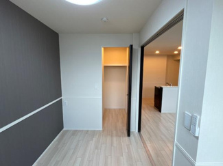 【居間・リビング】 | 仮称）天童市東久野本２丁目新築アパート | 洋室（イメージ）