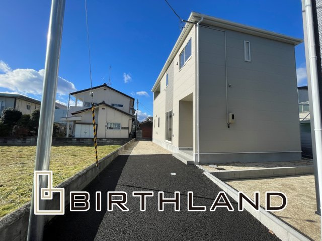 新築戸建・建売　いわき市平第20　CRADLE GARDEN　全2棟の間取り|■南向きで陽当たり良好！居室以外にも収納があるので生活用品など収納可能！