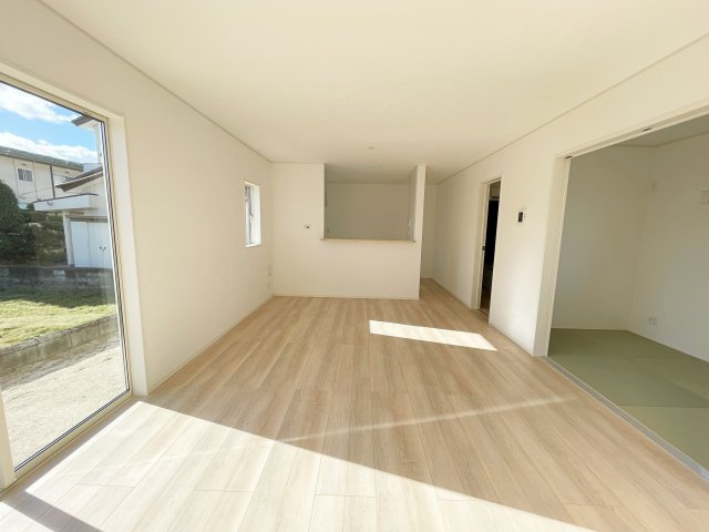 新築戸建・建売　いわき市平第20　CRADLE GARDEN　全2棟の居間・リビング|■同社施工例になります