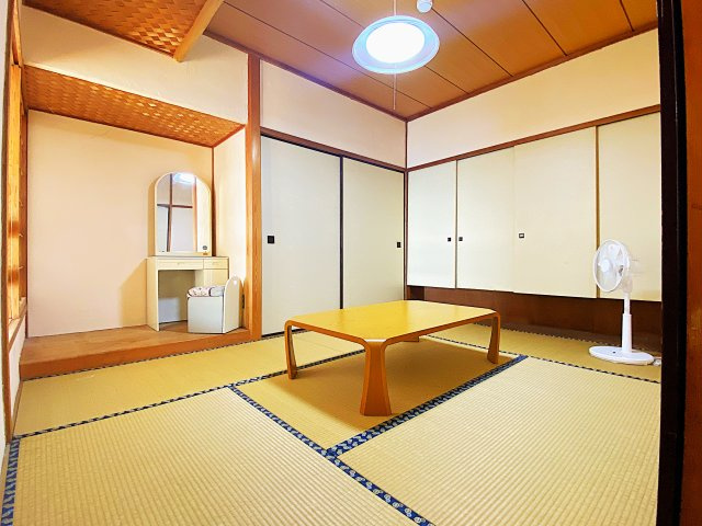 熱海ターガスマンションの居間・リビング