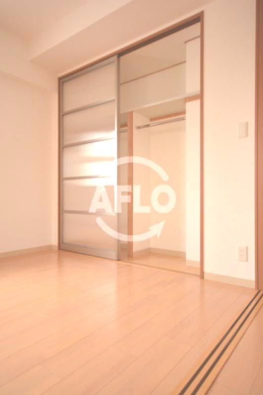 レインボーコート谷町五の収納|レインボーコート谷町五　クローゼット