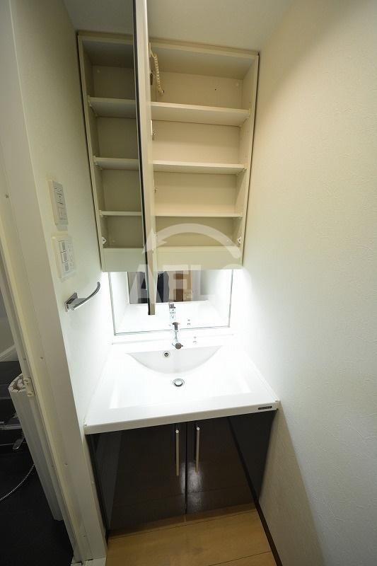 レインボーコート谷町五の独立洗面台|レインボーコート谷町五　独立洗面台