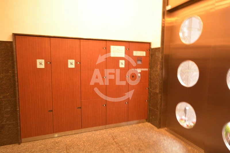 レインボーコート谷町五のエントランス|レインボーコート谷町町五　宅配BOXあり