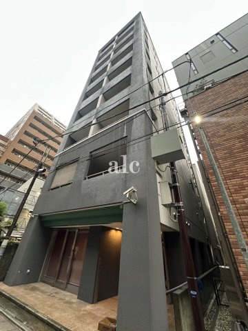 新宿区西新宿４丁目の賃貸マンションの外観