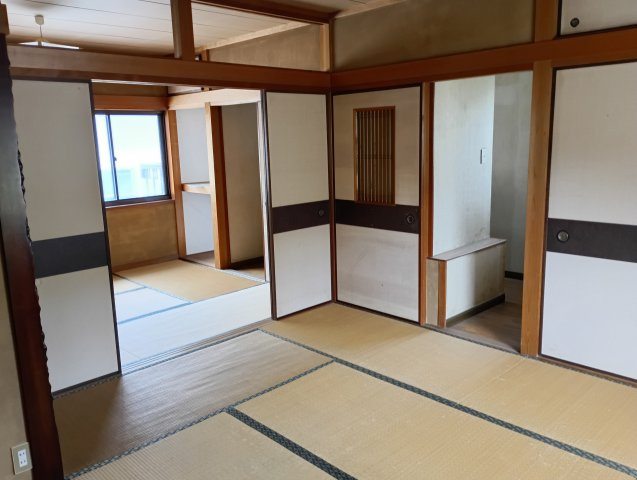 中古戸建（神戸市垂水区西舞子４丁目）の和室|２階和室（６畳）