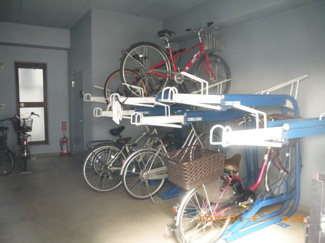 【その他共用部分】 | 自走式の駐車場がありますので、車必須のかたには、安心です。