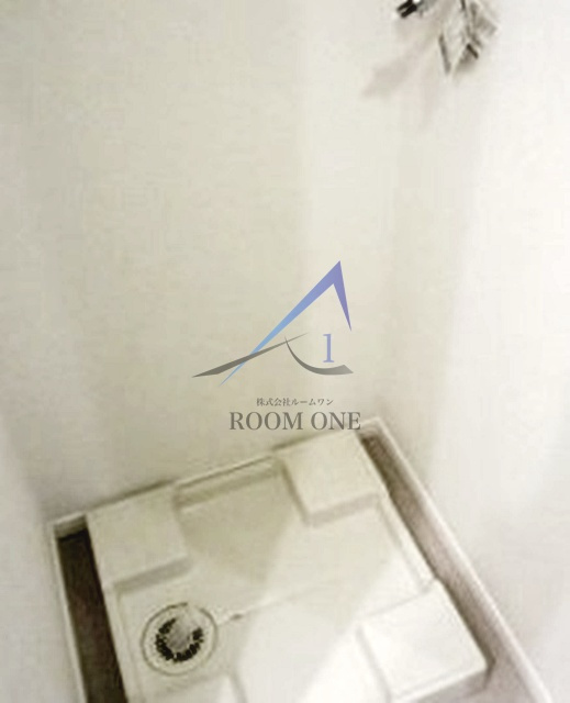 スパシエベルタ横浜の設備|洗濯機置き場です。