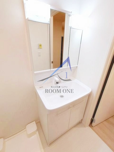 ＨＡＧＡＫＵＲＥの洗面所|独立洗面台です。