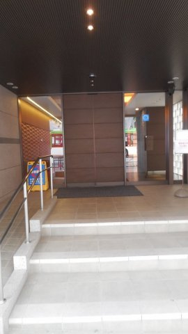 後楽園ビューハイツのエントランス
