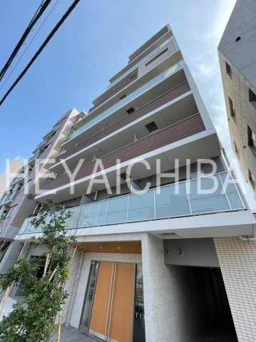 ロイジェント上野桜木の外観