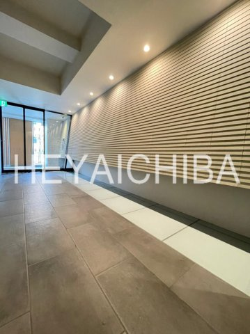 ロイジェント上野桜木のロビー