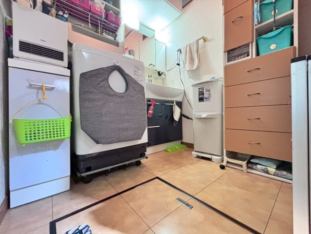 野田市五木新町　中古戸建の脱衣所|2025年9月撮影