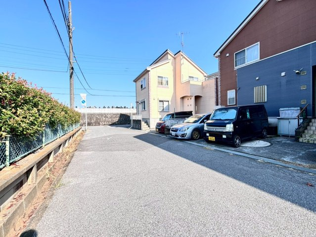 野田市五木新町　中古戸建の前面道路含む現地写真|2025年9月撮影。
