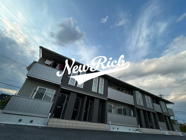 高崎市東貝沢町２丁目のアパートの外観