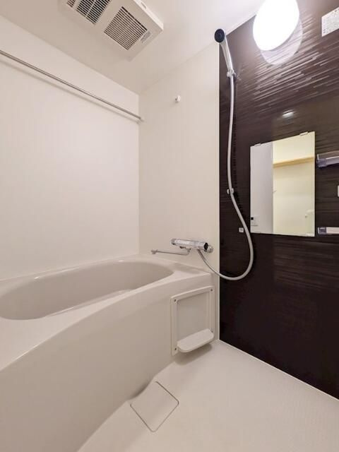 ルミドゥース目黒の浴室