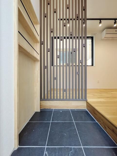 ルミドゥース目黒の玄関