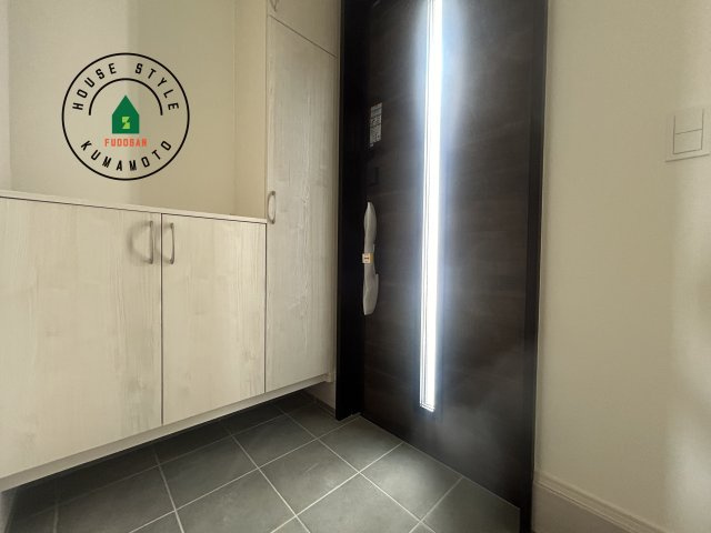 熊本市西区谷尾崎町第1-2棟（2号棟）　の内観：施工例|二重ロックでしっかり防犯対策ができます。