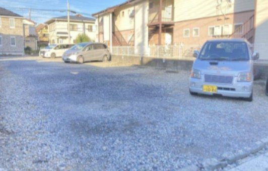 グリーンハウスの駐車場