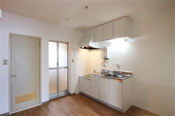 グリーンハウスの居間・リビング