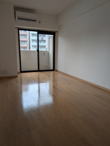 スカイヒルズの居間・リビング