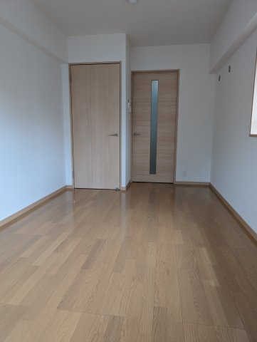 スカイヒルズの居間・リビング