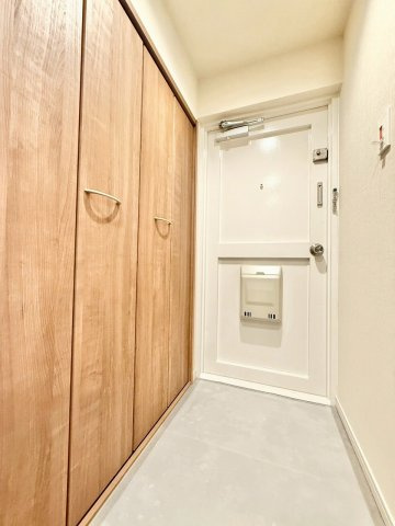 【ランドリースペース】 | ★仲介手数料無料★パレス三條（目黒区アドレス。4路線利用可能な「目黒」駅から徒歩5分の好立地に建つヴィンテージマンションです）