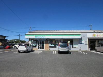 【周辺】 | エクセレント１４２ | ファミリーマート宇土浦田店まで800m