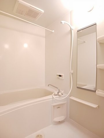 スプリングス　Ⅱの浴室