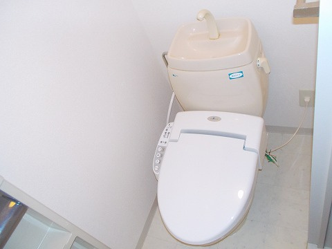 コロニーK Aのトイレ