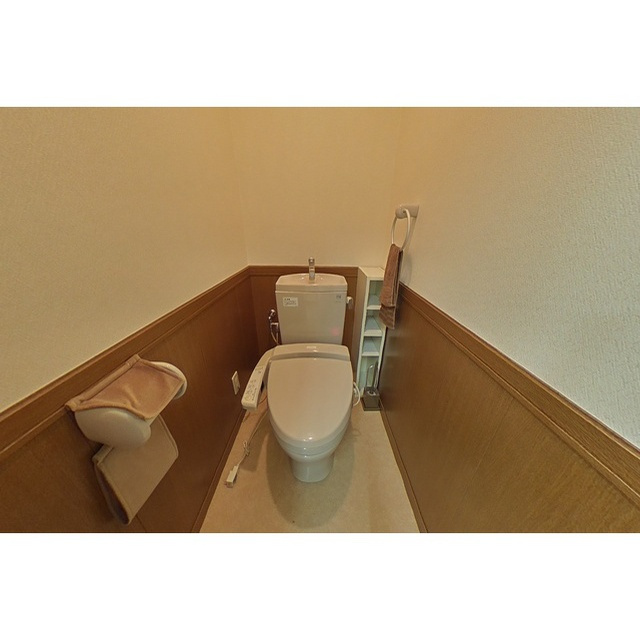 中川原3丁目貸家のトイレ