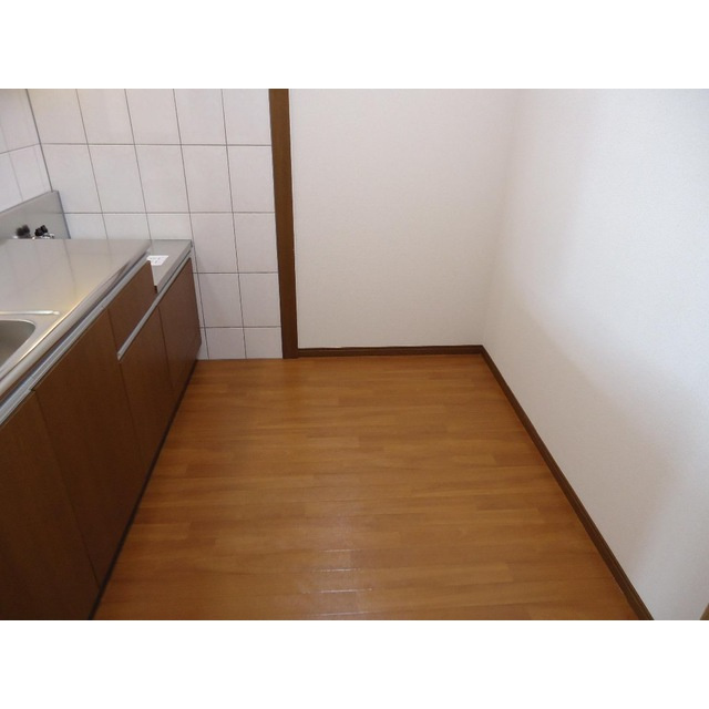 カインド・リバレインのその他