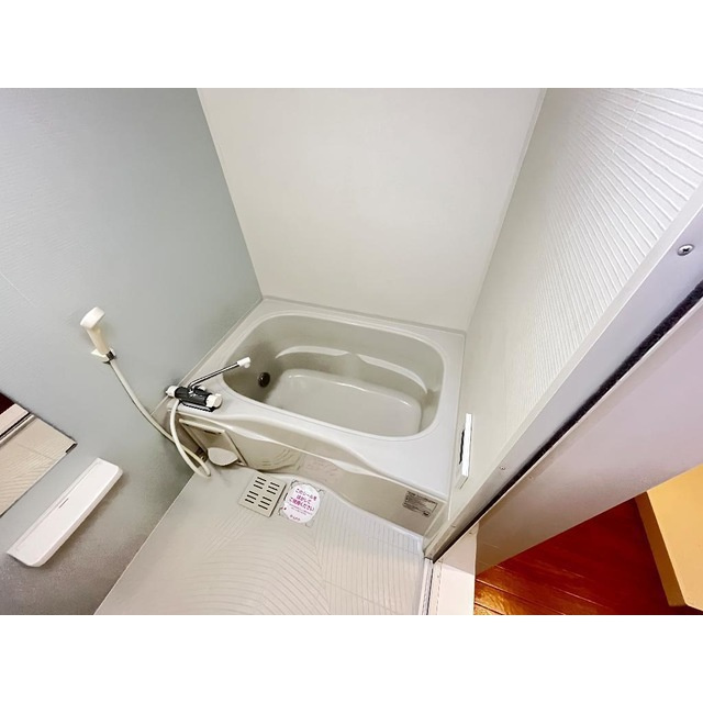 カインド・リバレインの浴室