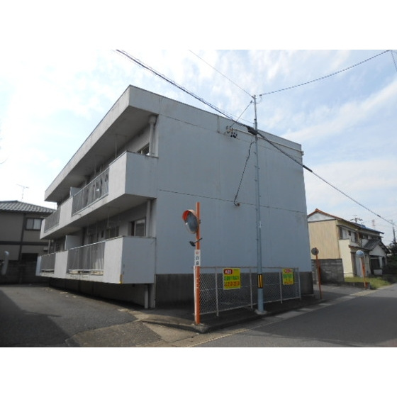 岐阜市尻毛１丁目のアパートの外観