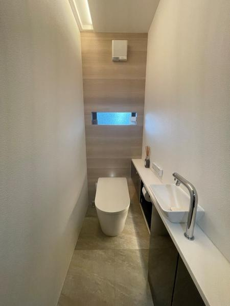 鳥取県倉吉市小田　中古戸建のトイレ