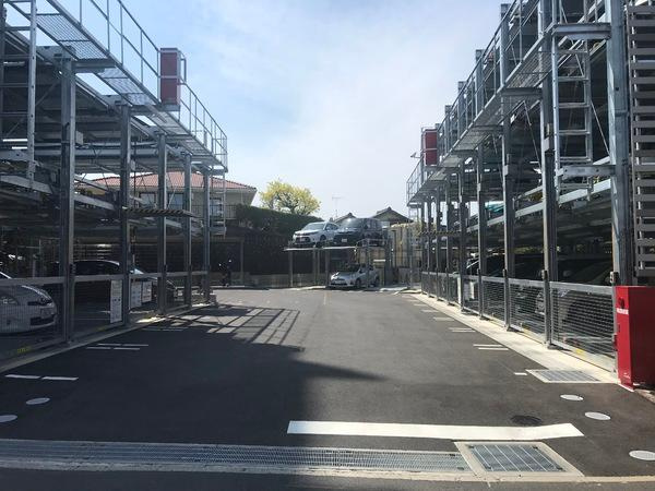 リコット岡崎駅東の駐車場