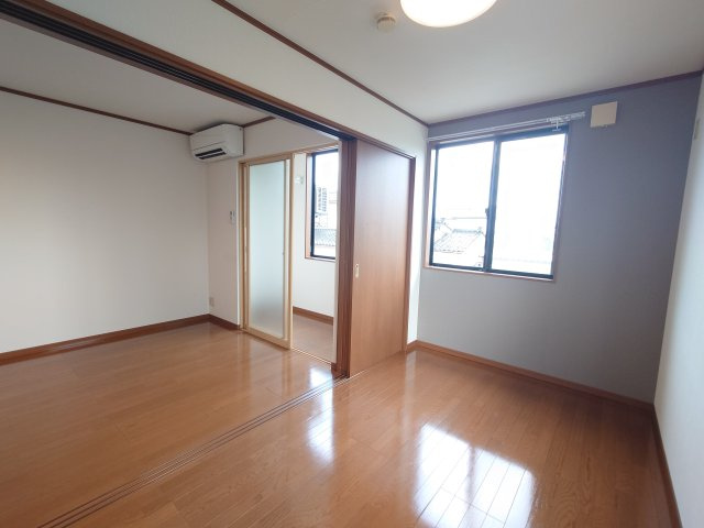 ベルリオーズの洋室|ゆったりした洋室です