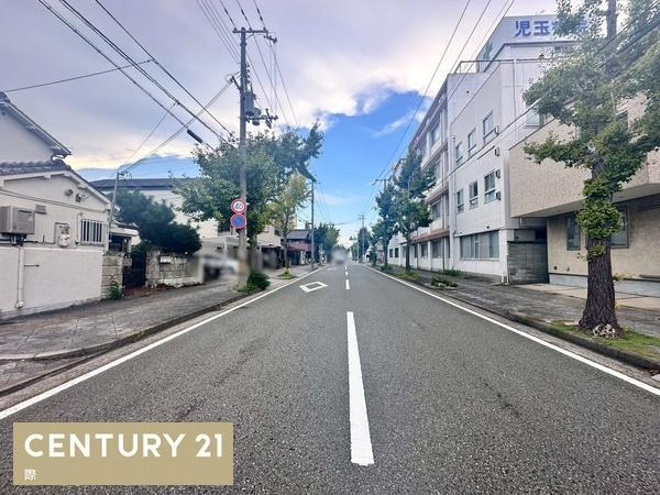 和歌山市餌差町1丁目　土地の前面道路含む現地写真