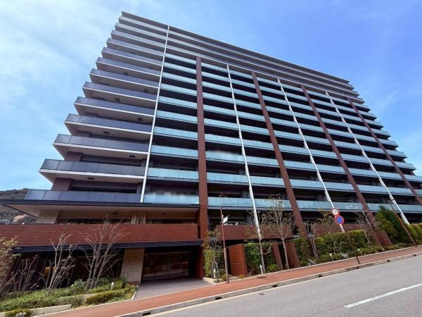 シャリエ和歌山大学前ヴェリテ