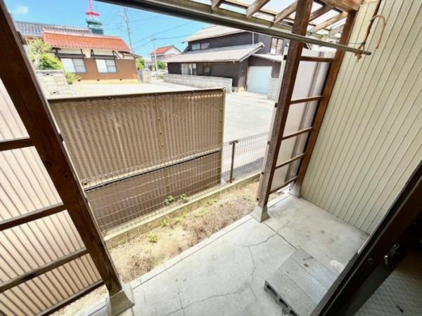 【バルコニー】