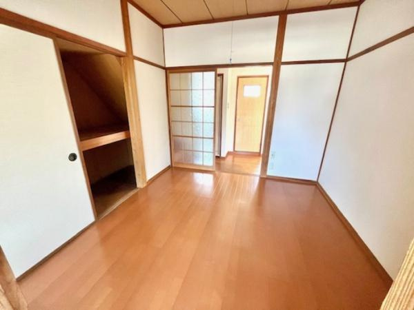 【居間・リビング】