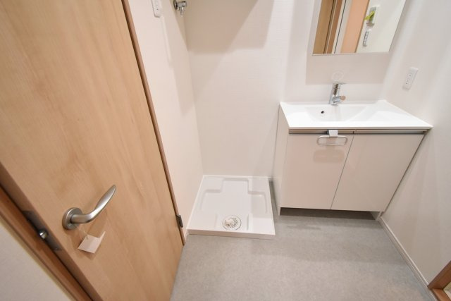 ウエルスクエア西宮甲東園の洗面所