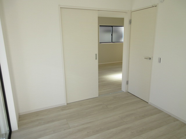 【仲介手数料無料】新築戸建　熊谷市別府2-66（全1棟）の洋室