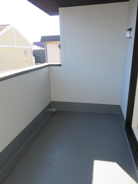 【仲介手数料無料】新築戸建　熊谷市別府2-66（全1棟）のバルコニー