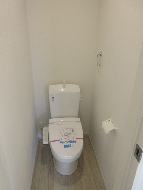 【仲介手数料無料】新築戸建　熊谷市別府2-66（全1棟）のトイレ