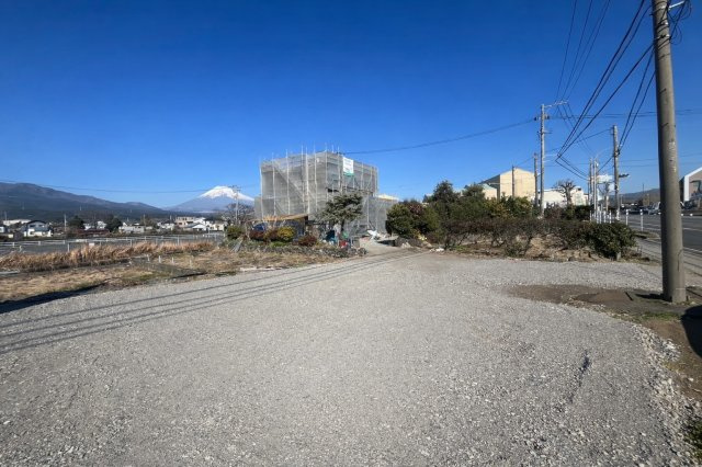 裾野市深良　土地の周辺