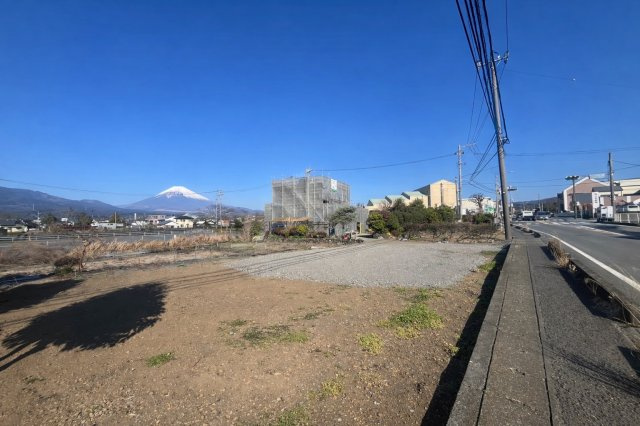 裾野市深良　土地の周辺