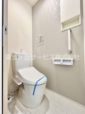 【トイレ】 | 富士宮市宮原 新築一戸建て 2号棟 | 2Fのトイレです