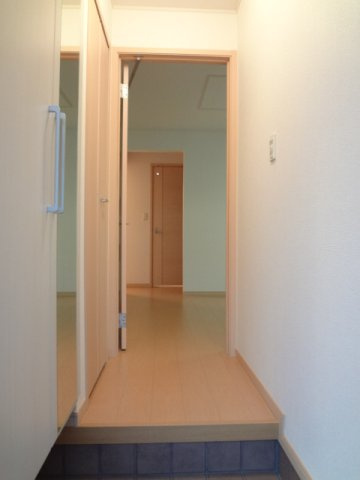 ベル・ブローテⅡの玄関